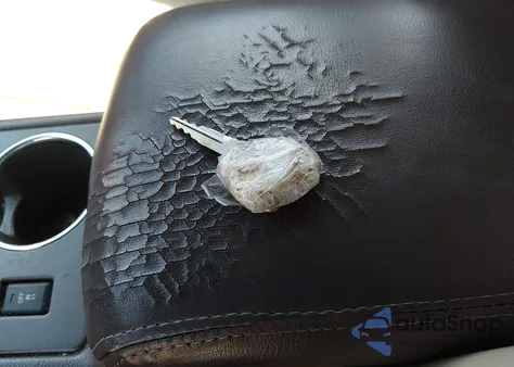 2006 Lincoln Ls V8 z USA, uszkodzony, nr VIN 1LNFM87AX6Y640122